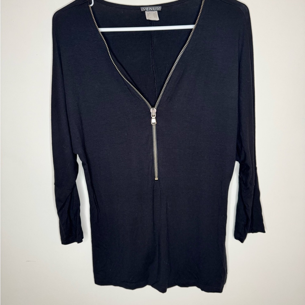 VENUS Black Zippered Blouse